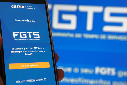 Aplicativo caixa fgts com fundo azul trabalhador seus direitos de receber.