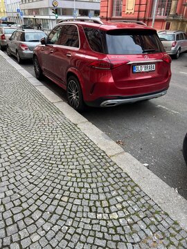 London, UK
July 2, 2026
Mercedes GLE 500D