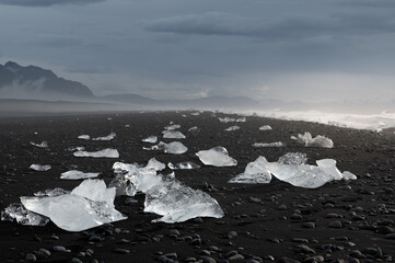Diamond beach stretching toward the mountains