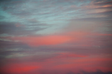 A sky with many clouds at sunset