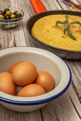 As with many traditional dishes, the tortilla de patatas has its share of interesting anecdotes and stories