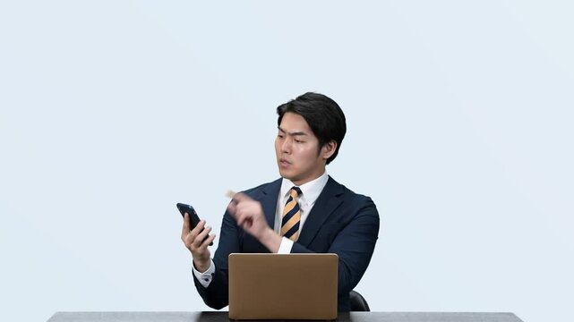 businessman, man, business, dance, businessperson, people, dancer, office, work, smartphone, smart phone, laptop, dx, digital transformation, pc, pantomime, desk work, sales, workplace, desk, busy, ja