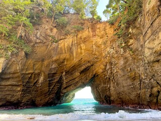 田牛海岸の龍宮窟