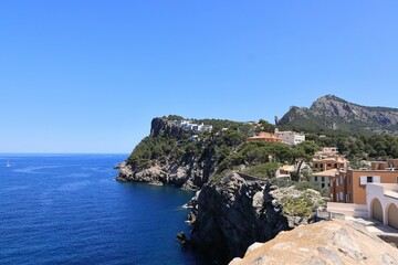 Blick auf die Küstenlandschaft von Port de Soller auf der Spanischen Mittelmeerinsel Mallorca