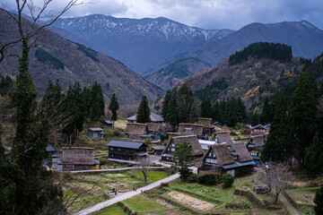 富山県五箇山相倉集落 © Border