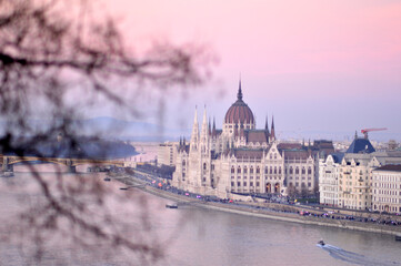 Obraz premium panoramic view of Budapest by the Danube river
