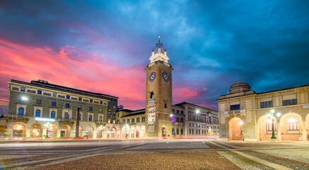 Obraz premium Bergamo, Italy. Tower of the fallen or Torre dei Caduti, located on Piazza Vittorio Veneto in the lower city at sunrise