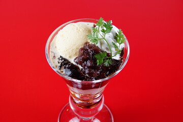 小倉とコーヒーゼリーパフェ