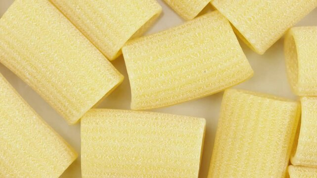   fond de p&acirc;tes rigatoni en gros plan