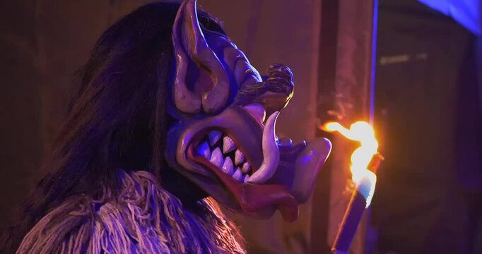 Tradition und Brauchtum,  Perchtenlauf in Kirchseeon,  Bayern, Deutschland, Europa