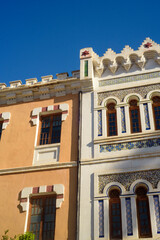 Arcos en fachada de estilo andalusí de Cuartel de Artillería de Murcia