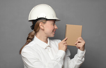 pretty woman worker or architect job