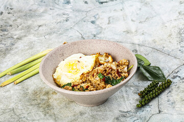 Rice with minced meat and basil