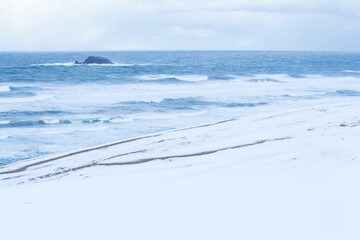 冬の鳥取砂丘の雪景色 鳥取県 鳥取砂丘