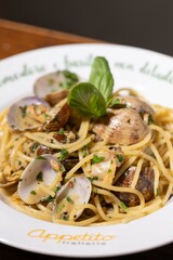  Spaghetti alle Vongole