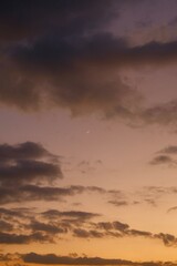 Fototapeta premium 月と夕日