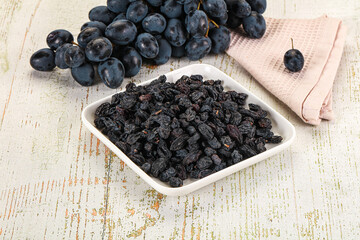 Dry ripe sweet blue raisin