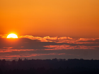 Sonnenuntergang im Winter