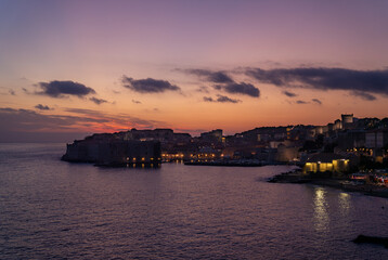Fototapeta premium Old Town of Dubrovnik in sunset