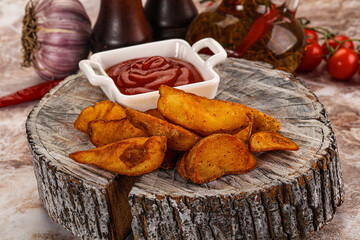 Fried rustic golden Idaho potato