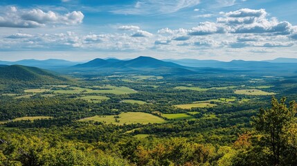 Fototapeta premium Majestic Mountain Range Overlooking Lush Green Valley