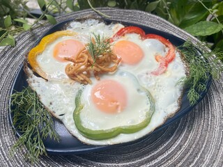 Poached egg with Sweet pepper