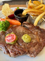 Côte de bœuf grillée 