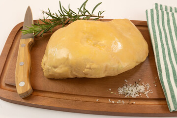 lobe de foie gras de canard entier, en gros plan	