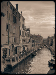 Naklejka premium Scenic View of a Water Canal and Buildings in Venice, Italy