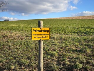 Betreten und Befahren auf eigene Gefahr