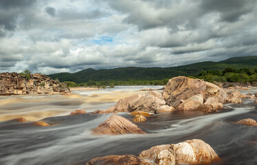 PARAGUA&Ccedil;U CHEIO