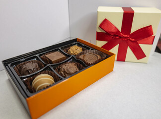 ギフトチョコ