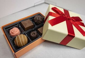 ギフトチョコ