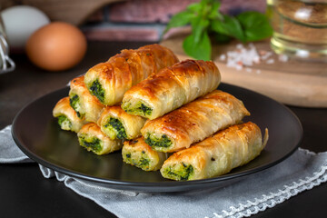 Turkish Tepsi Boregi, Round Borek, Tray pastry (Turkish name; rulo borek - sigara boregi). Spinach Pie.