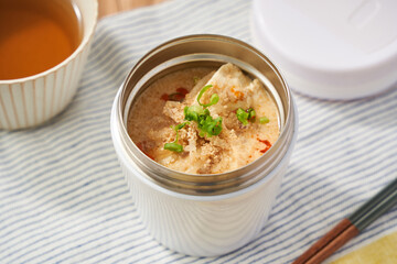 ヘルシーで美味しい豆乳坦々スープ - 冬のダイエットにぴったり