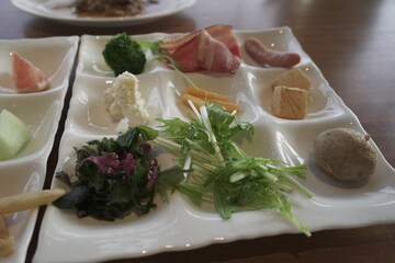 ホテルの美味しそうな贅沢な朝食