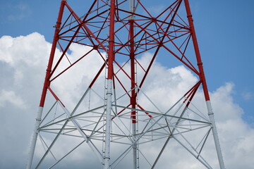 鉄塔と空