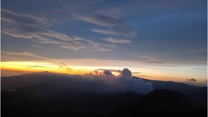 The Silent Charm of Nature, Sunset Light Sweeping Across the Slopes and Peaks