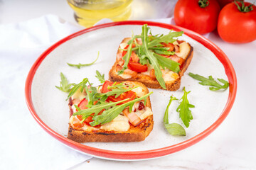 Tasty crunchy toasts pizza