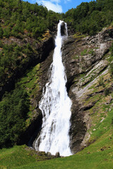 waterfall in the norway mountains