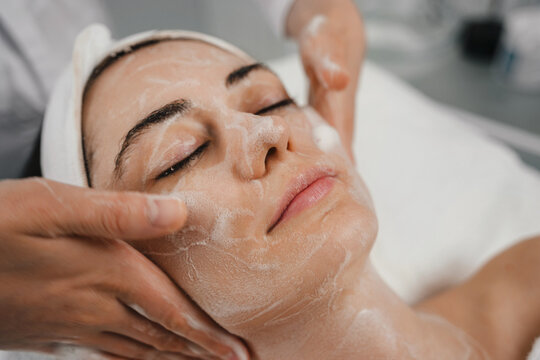 Enjoy a Relaxing Facial Treatment at a Spa Designed to Achieve Glowing, Radiant Skin