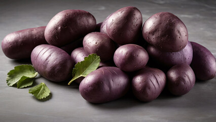 Obraz premium Elegant Purple Potatoes: A Modern, Artistic Composition on a Neutral Background