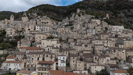 Pesche in the province of Isernia is a characteristic village of Molise