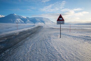 Segnale di pericolo a Longyearbyen, Svalbard
