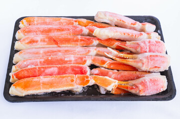 冷凍カニ　ズワイガニ