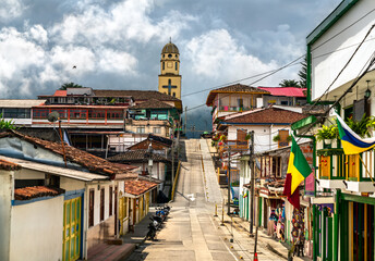Fototapeta premium Traditional street of Salento with colonial architecture. UNESCO world heritage in Quindio, Colombia