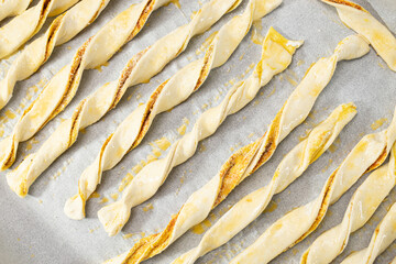 Salty and crispy puff pastry with sesame and chia seeds