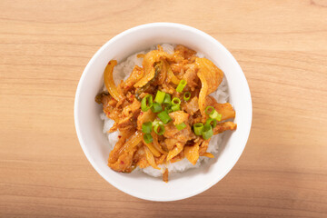 豚キムチ丼