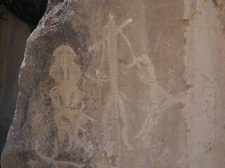 アゼルバイジャン　世界遺産ゴブスタン国立保護区