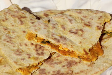Aghroum ntdount, Aghroum ntadount, traditional berber bread in morocco